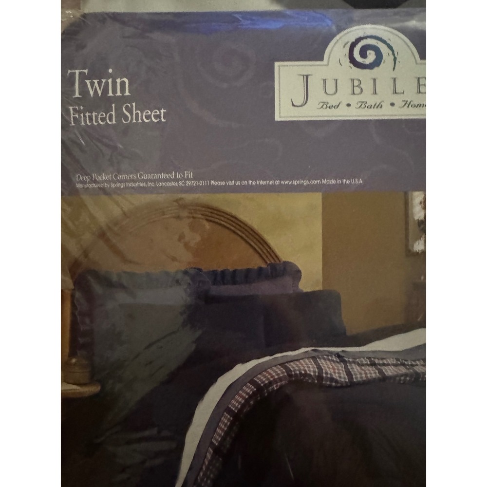 Jubilee Lot of (2) Twin Fitted Sheet White 180 Thread Count Percale Made in USA